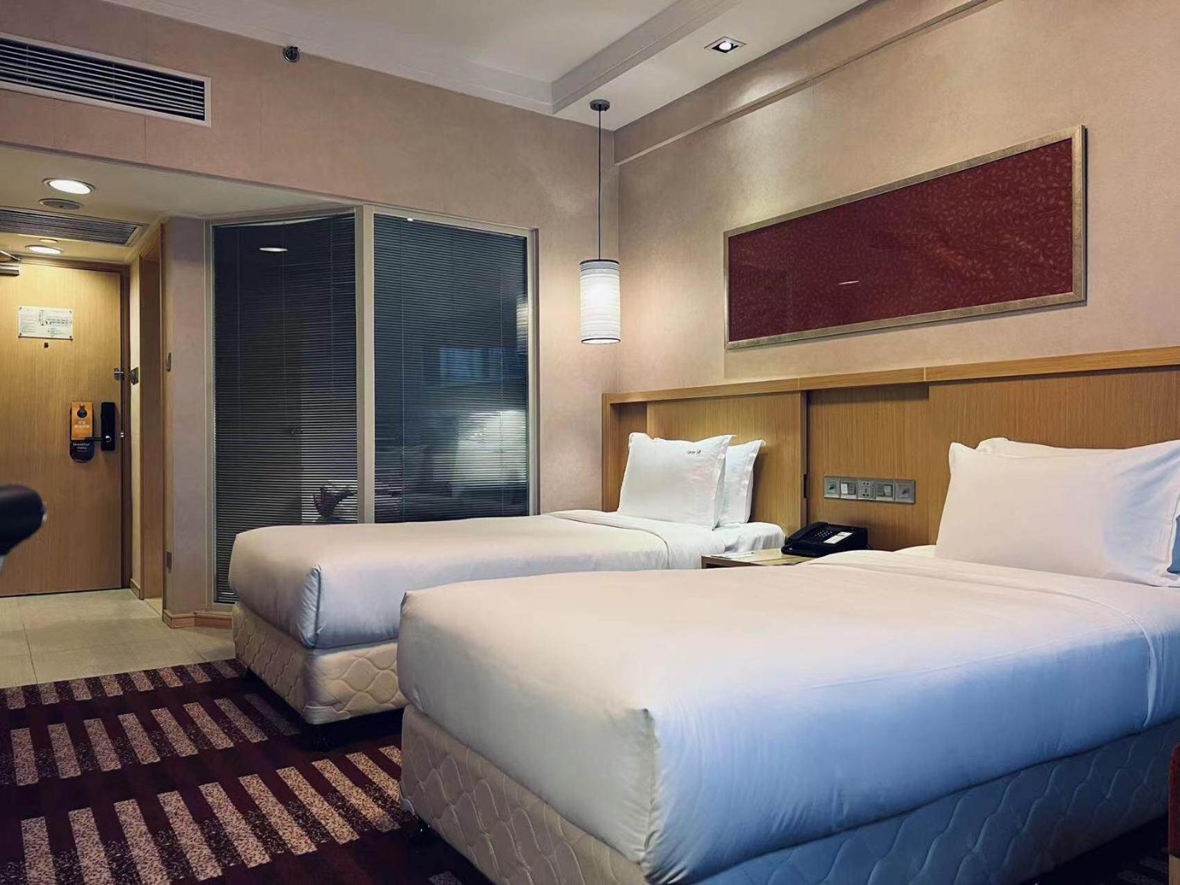 Park Inn By Radisson Shanghai Downtown Exterior foto